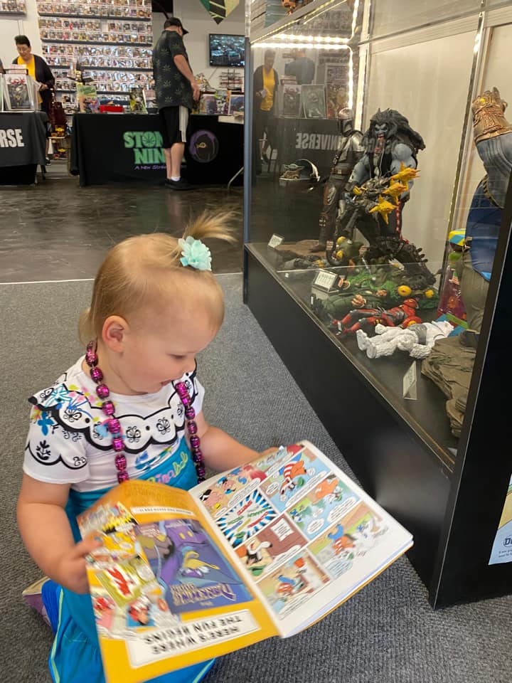 fcbd 2022 baby with comic book